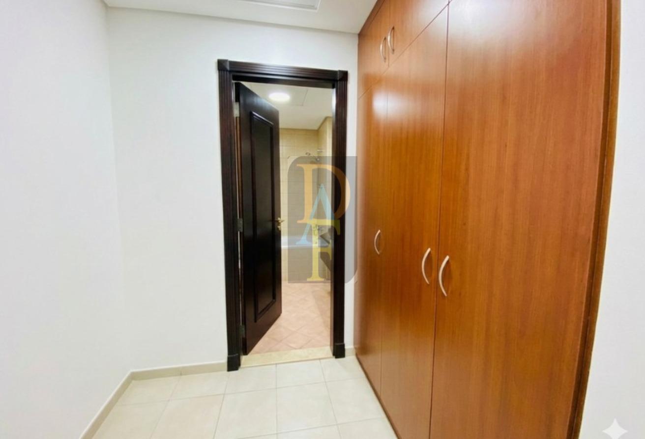 VACANT 1B/R NEAR THE GARDEN METRO STATION WITH ONE PARKING photo 2