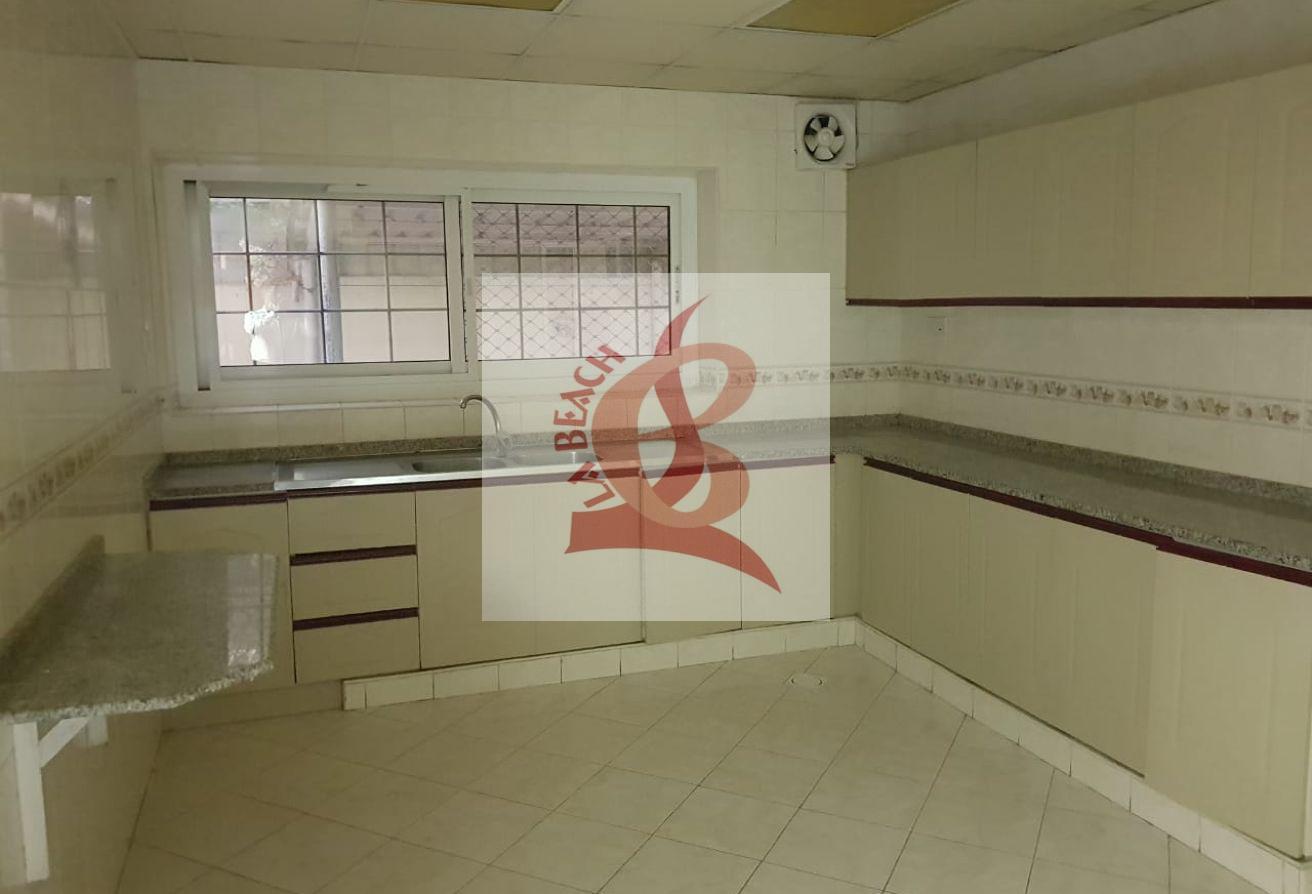 Friendly Negotiable deal I Prime location I for families photo 12