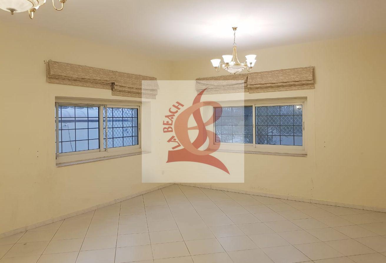Friendly Negotiable deal I Prime location I for families photo 9