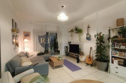 Apartment - 1 - 2 for sale in Gardenia 1 - Emirates Gardens 1 - District 13 - Jumeirah Village Circle - Dubai