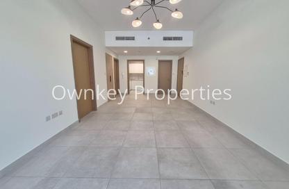 Apartment - 2 - 3 for rent in Al Nasr Central Building - Oud Metha - Bur Dubai - Dubai