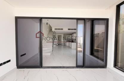 Villa - 3 - 4 for rent in Hawthorn - Damac Hills 2 - Dubai