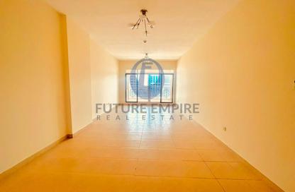Apartment - 2 Bedrooms - 3 Bathrooms for rent in Al Raffa - Bur Dubai - Dubai