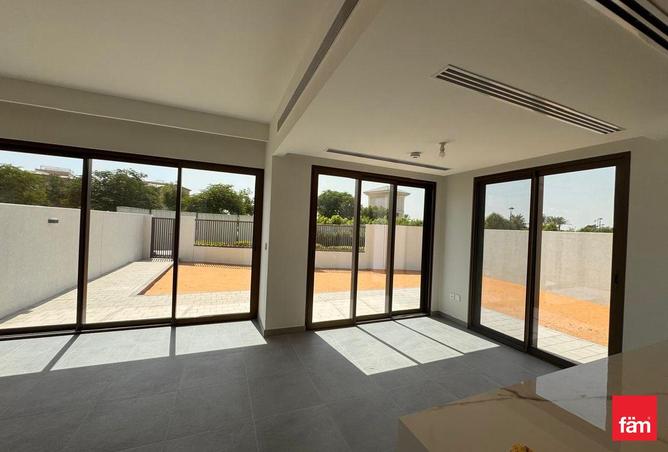 111405550 - Property Image 3