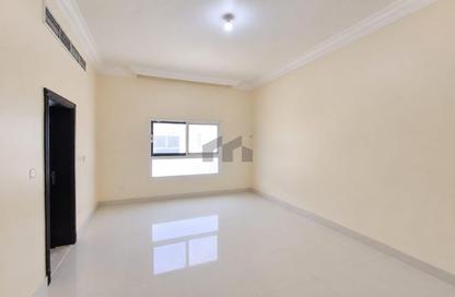 Villa - 5 Bedrooms - 7 Bathrooms for rent in Shakhbout City - Abu Dhabi