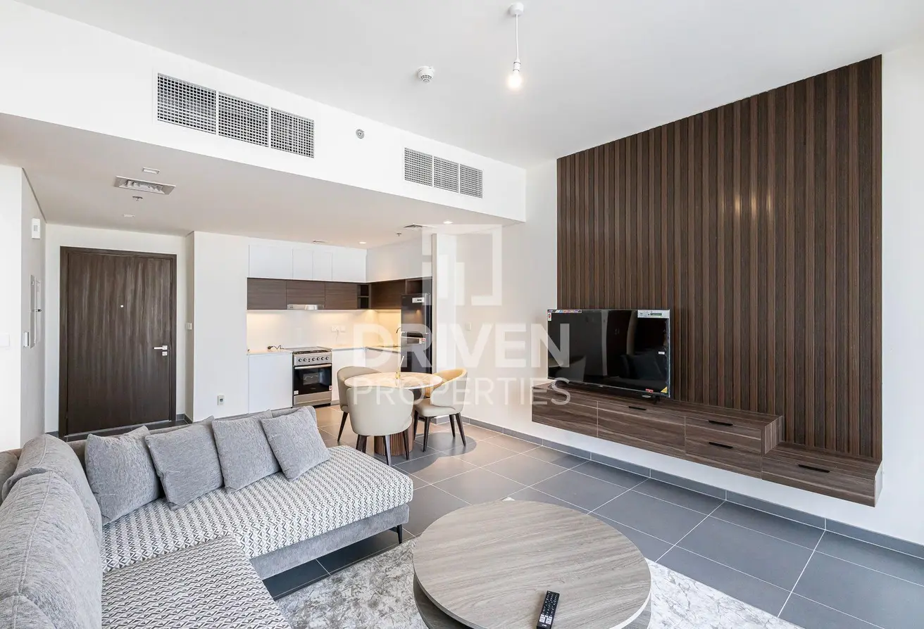 104670121 - Property Main Image