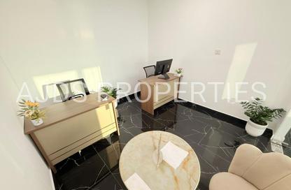 Office Space - Studio - 1 Bathroom for rent in Fatima Mohammad Ahmad Bin Suleiman Building - Al Raffa - Bur Dubai - Dubai
