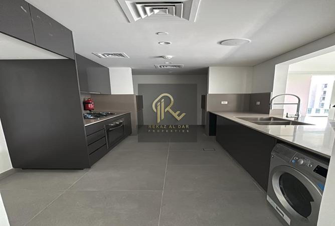101284412 - Property Image 3