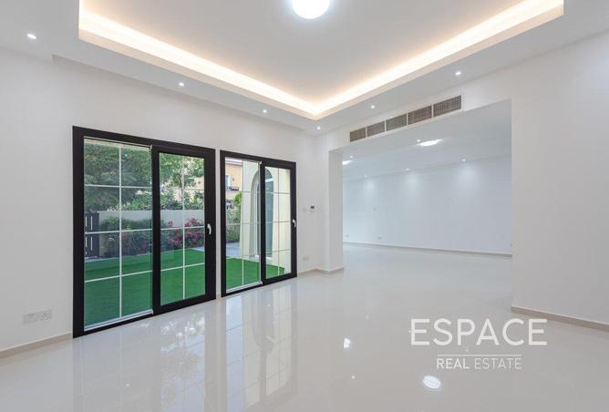 77791810 - Property Image 3