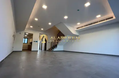 Villa - 5 Bedrooms - 7 Bathrooms for rent in La Belle Vue - District 13 - Jumeirah Village Circle - Dubai