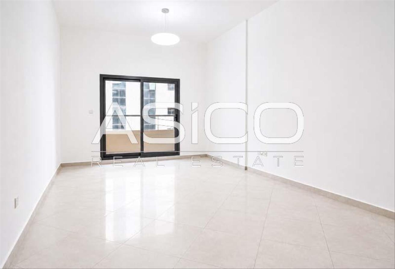 Bright 1BR | Pool & Gym | Great Location photo 7