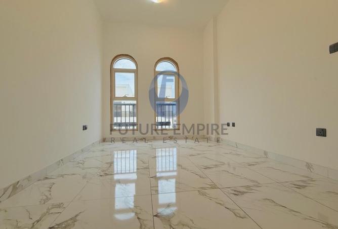 86611369 - Property Image 2