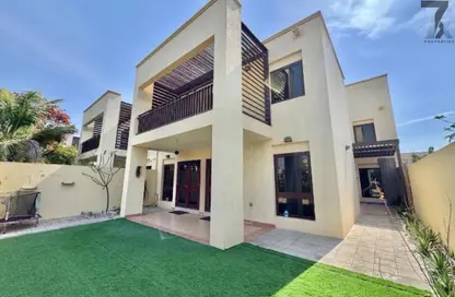 تاون هاوس - 3 غرف نوم - 5 حمامات للايجار في فلل غرناطة - غرناطة - ميناء العرب - راس الخيمة - رأس الخيمة