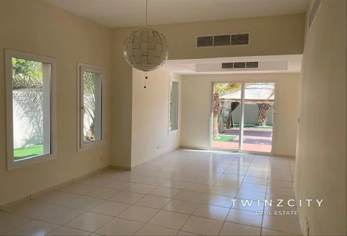 103677064 - Property Main Image
