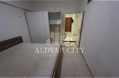 شقة - 2 غرف نوم - 1 حمام للايجار في برج الكورنيش - طريق كورنيش عجمان - عجمان شقة - 2 غرف نوم - 1 حمام للايجار في برج الكورنيش - طريق كورنيش عجمان - عجمان