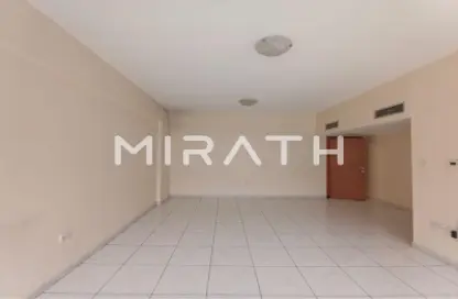 Apartment - 1 Bedroom - 1 Bathroom for rent in Golden Sands 1 - Al Mankhool - Bur Dubai - Dubai
