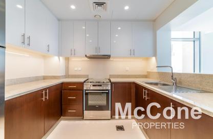 Apartment - 1 Bedroom - 2 Bathrooms for rent in Boulevard Crescent Tower 1 - BLVD Crescent - Downtown Dubai - Dubai
