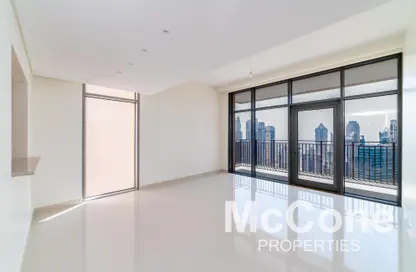 Apartment - 1 Bedroom - 2 Bathrooms for rent in Boulevard Crescent Tower 1 - BLVD Crescent - Downtown Dubai - Dubai