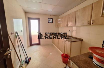 Apartment - 1 Bedroom - 2 Bathrooms for rent in Al Khan - Sharjah