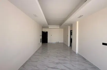 شقة - غرفة نوم - 2 حمامات للايجار في الجرف 3 - الجرف - عجمان وسط المدينة - عجمان