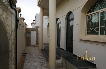 Villa - 6 Bedrooms - 7 Bathrooms for rent in Al Yasmeen 1 - Al Yasmeen - Ajman