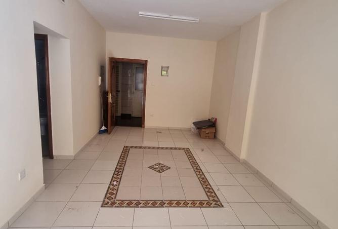 121551744 - Property Image 2