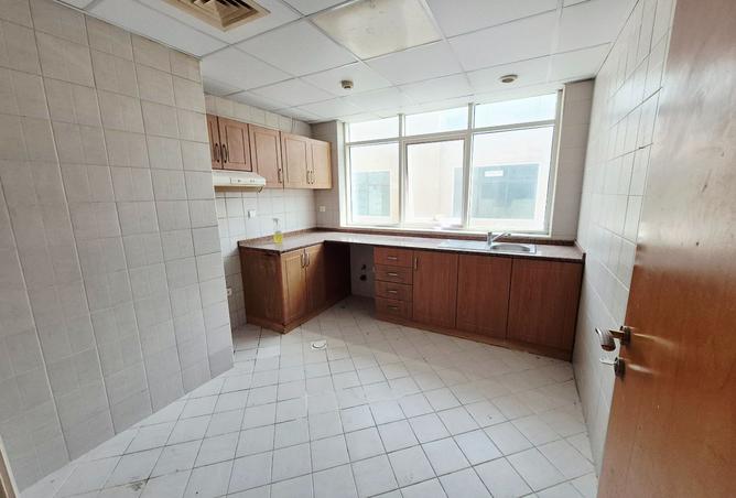127007636 - Property Image 3