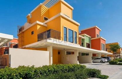 Townhouse - 5 - 6 for rent in Portofino - Damac Lagoons - Dubai