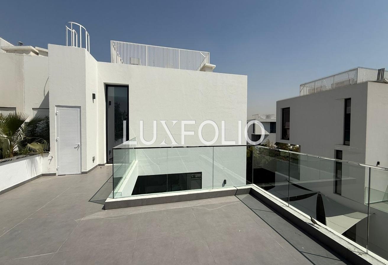 Private Pool | Ready To Move | Modern Luxury photo 24
