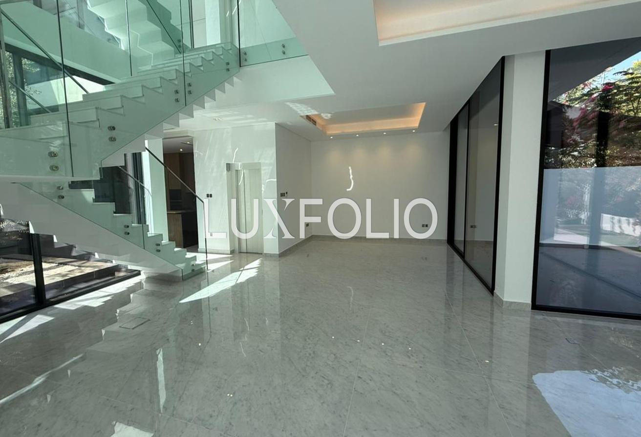 Private Pool | Ready To Move | Modern Luxury photo 6