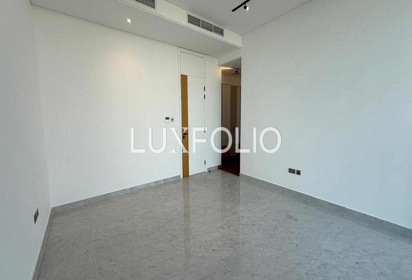 Private Pool | Ready To Move | Modern Luxury photo 25