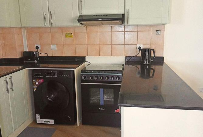 2OlyCdFK5tg - Property Image 3