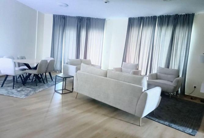 2OlyCdFK5tg - Property Image 2