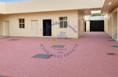 سكن عمال - استوديو - 7+ للايجار في دبا- الفجيرة - الفجيرة سكن عمال - استوديو - 7+ للايجار في دبا- الفجيرة - الفجيرة
