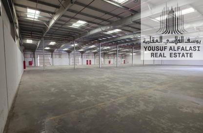 Warehouse - Studio - 7+ for rent in Umm Al Thuoob - Umm Al Quwain