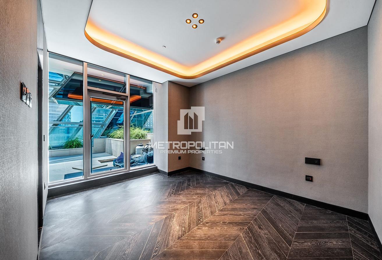 Signature Home | Full Canal View | Private Pool photo 30