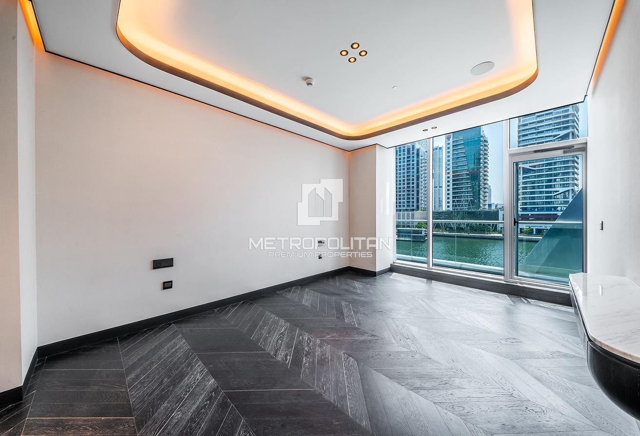 Signature Home | Full Canal View | Private Pool photo 6