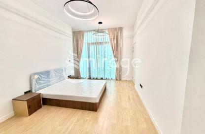 Apartment - 3 Bedrooms - 3 Bathrooms for sale in The Gate - Masdar City - Abu Dhabi