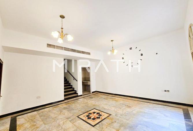 104696711 - Property Image 2