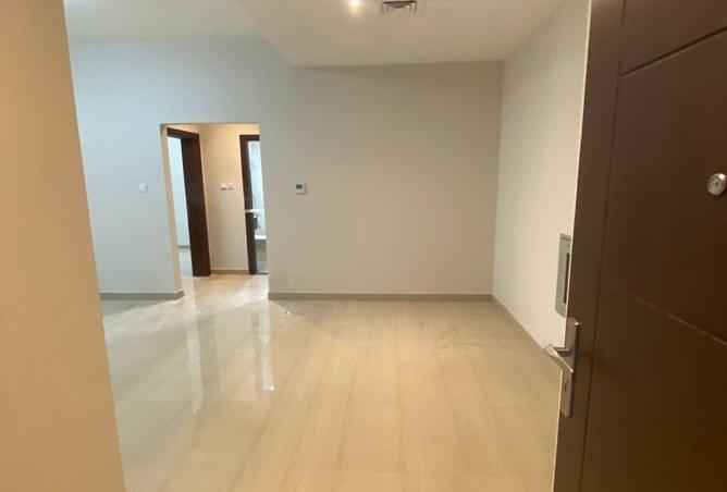 87037998 - صورة العقار 2