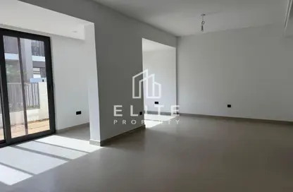 Townhouse - 3 Bedrooms - 4 Bathrooms for rent in Aura Gardens - Tilal Al Ghaf - Dubai