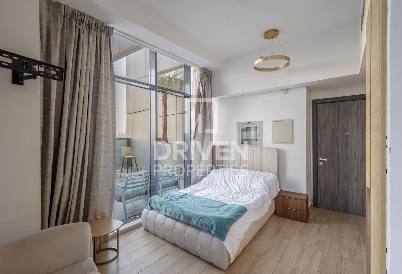 4 Cheques | High Floor with Balcony | Park View photo 4
