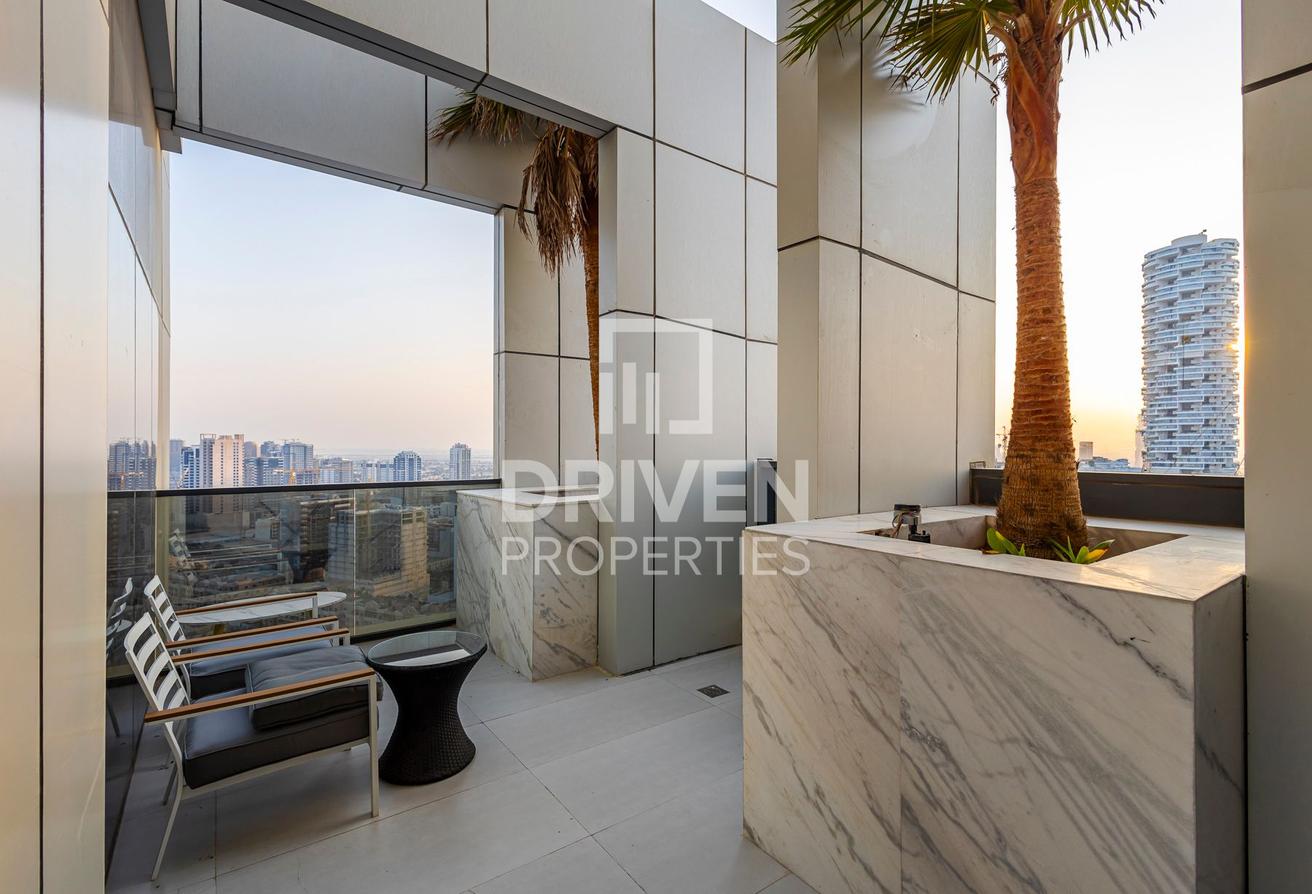 4 Cheques | High Floor with Balcony | Park View photo 8
