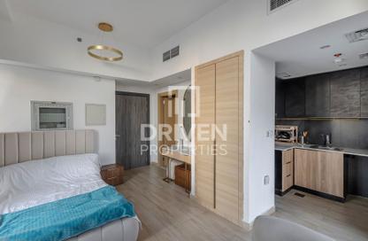 Apartment - Studio - 1 Bathroom for rent in Regina Tower - District 12 - Jumeirah Village Circle - Dubai