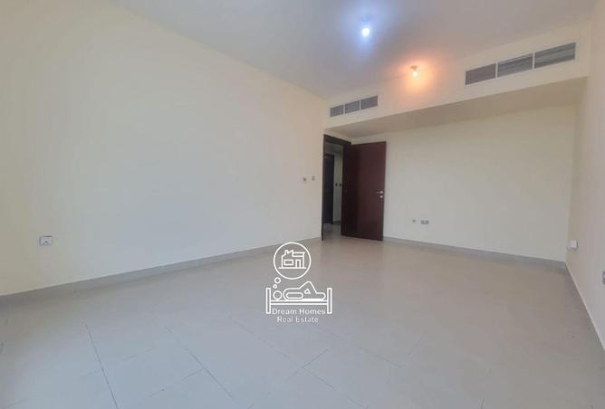 92714805 - Property Image 2