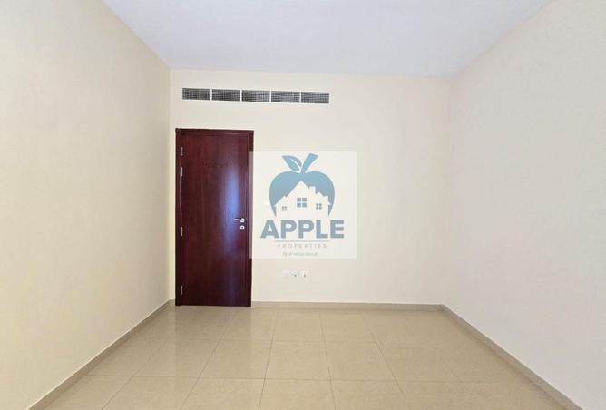 73843852 - Property Image 3