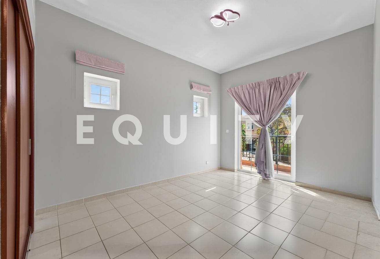 Under Renovation | 5 Bedrooms | Big Plot Villa photo 15
