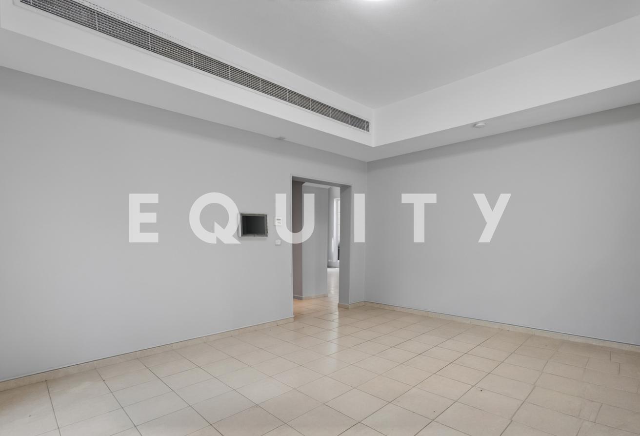 Under Renovation | 5 Bedrooms | Big Plot Villa photo 21