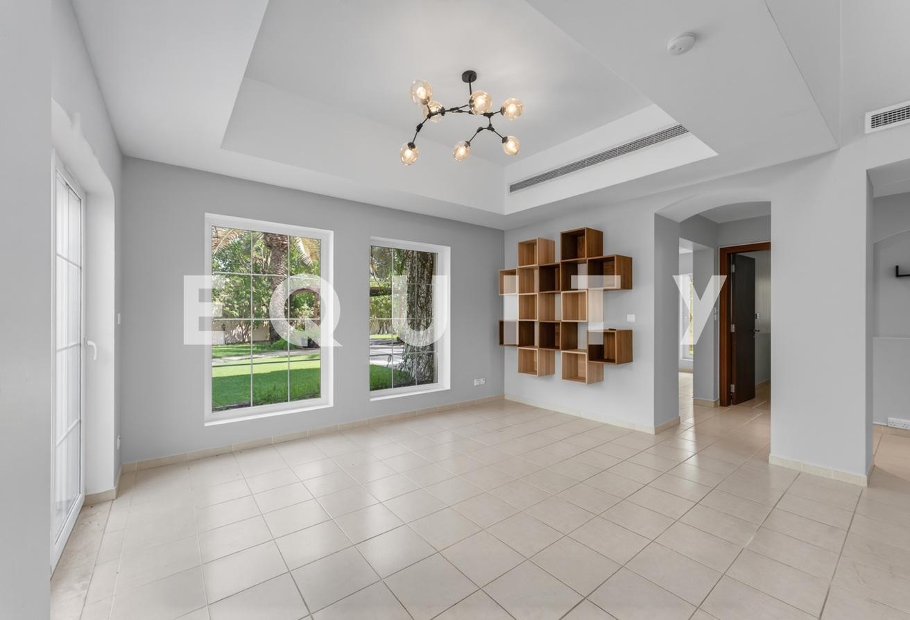 Under Renovation | 5 Bedrooms | Big Plot Villa photo 18