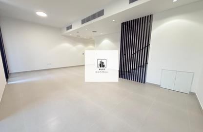 Townhouse - 3 - 5 for rent in Saro - Masaar - Tilal City - Sharjah